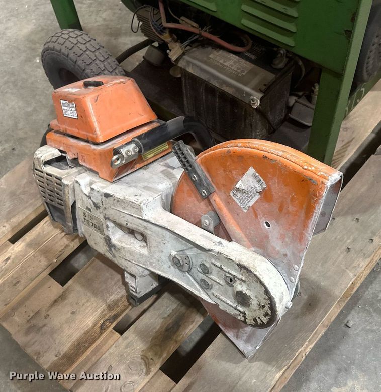 image for item DT7152 Titan Industrial 6500 generator