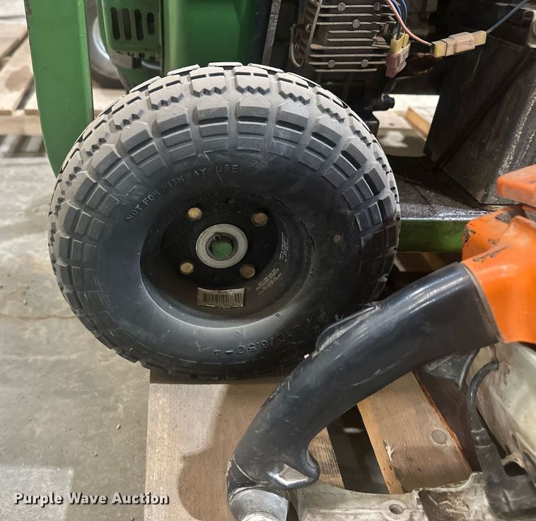 image for item DT7152 Titan Industrial 6500 generator