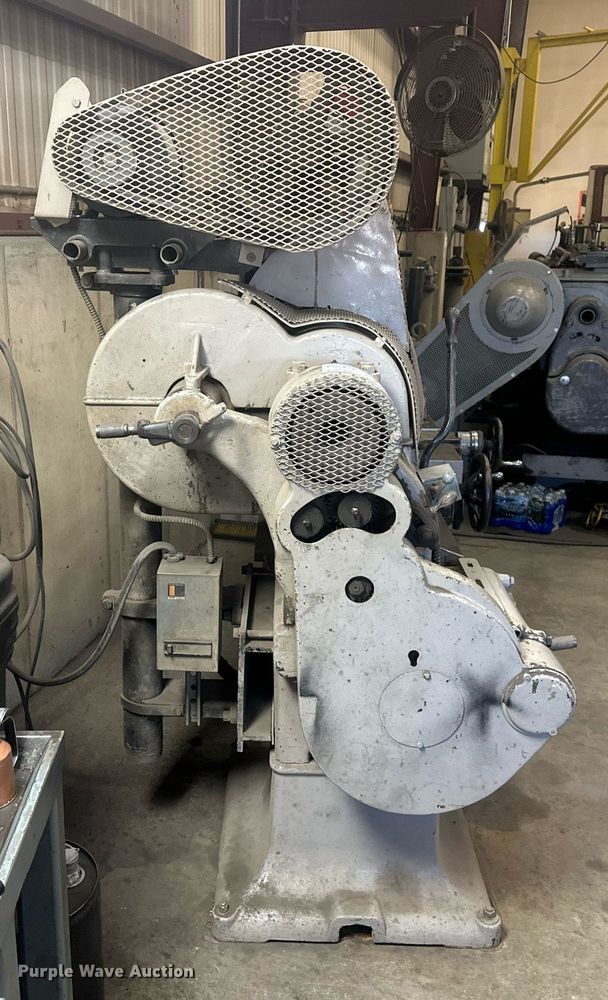 image for item DT7154 LeBlond 23