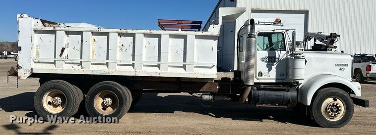 image for item DT7155 1977 Kenworth W900 dump truck