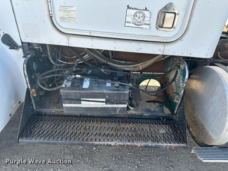 image for item DT7155 1977 Kenworth W900 dump truck