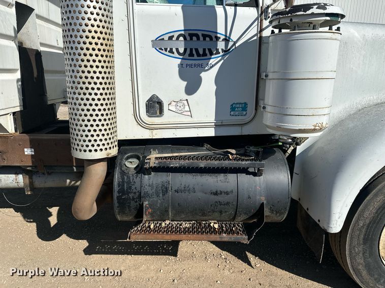 image for item DT7155 1977 Kenworth W900 dump truck