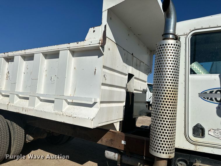 image for item DT7155 1977 Kenworth W900 dump truck