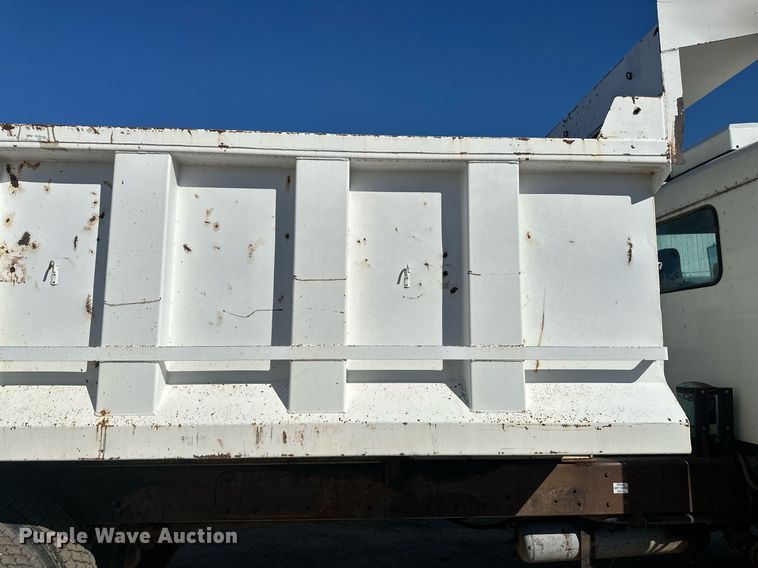 image for item DT7155 1977 Kenworth W900 dump truck