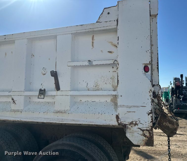 image for item DT7155 1977 Kenworth W900 dump truck