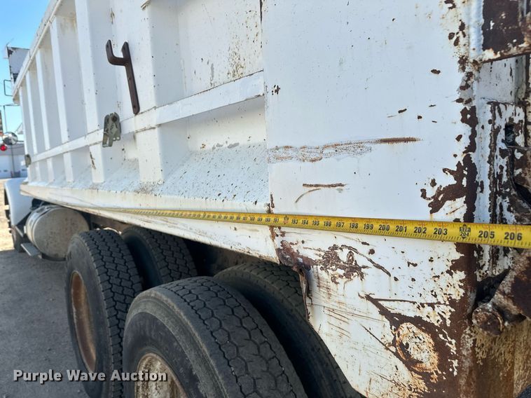 image for item DT7155 1977 Kenworth W900 dump truck