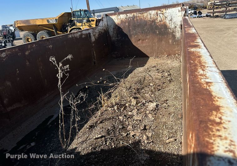 image for item DT7155 1977 Kenworth W900 dump truck