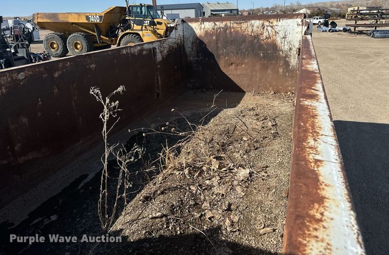 image for item DT7155 1977 Kenworth W900 dump truck