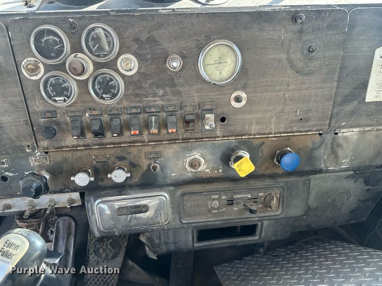 image for item DT7155 1977 Kenworth W900 dump truck