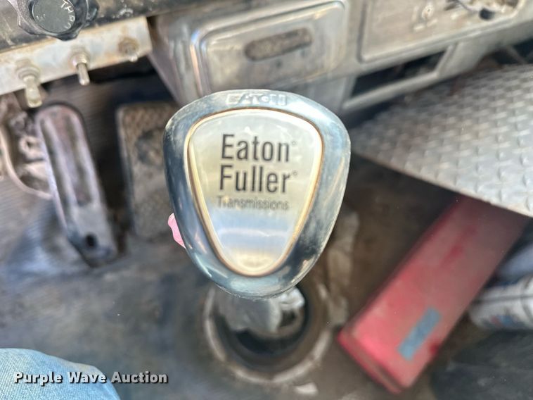 image for item DT7155 1977 Kenworth W900 dump truck