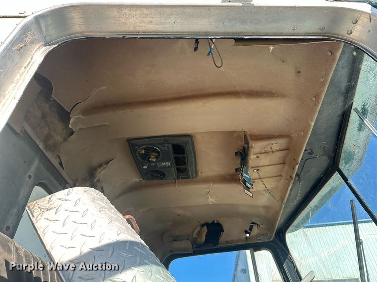 image for item DT7155 1977 Kenworth W900 dump truck