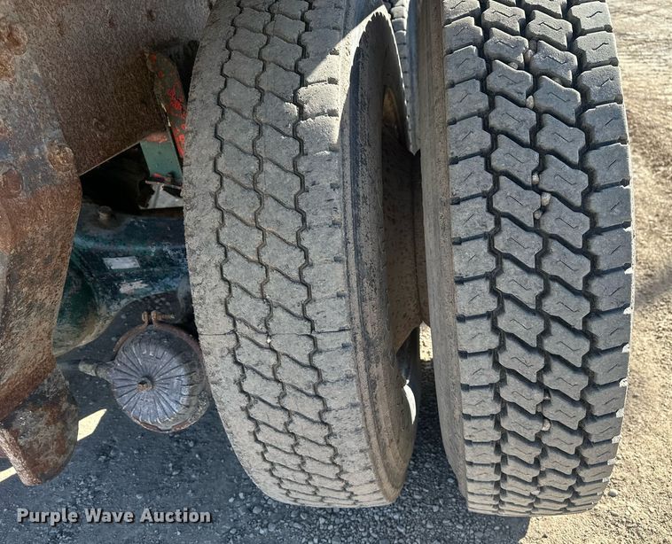 image for item DT7155 1977 Kenworth W900 dump truck