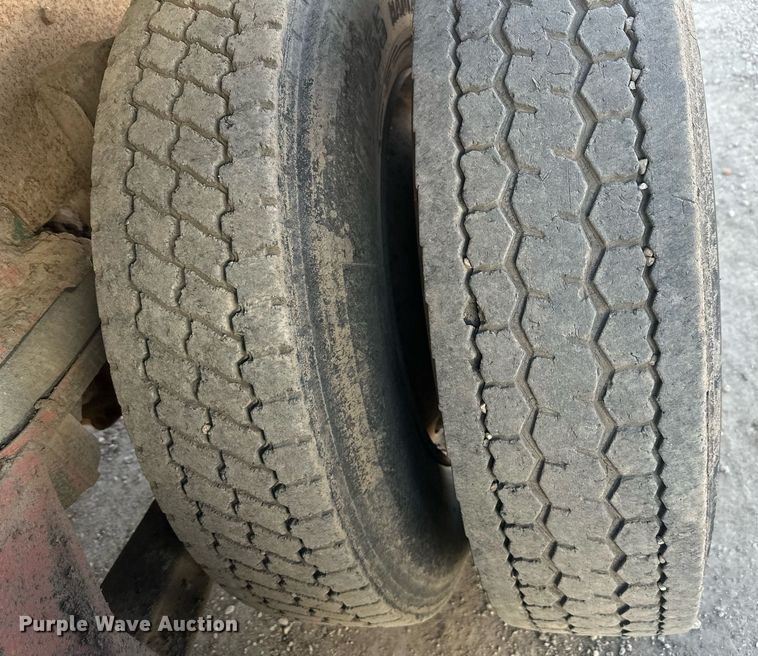 image for item DT7155 1977 Kenworth W900 dump truck