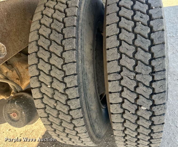 image for item DT7155 1977 Kenworth W900 dump truck