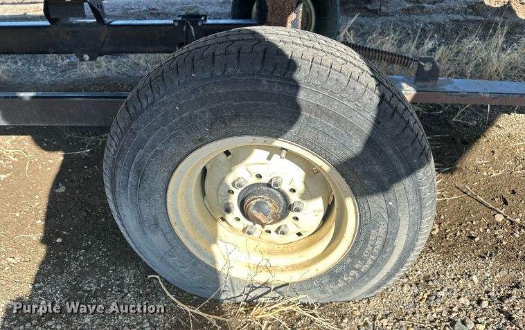 image for item DT7156 2010 John Deere 853A all-crop head