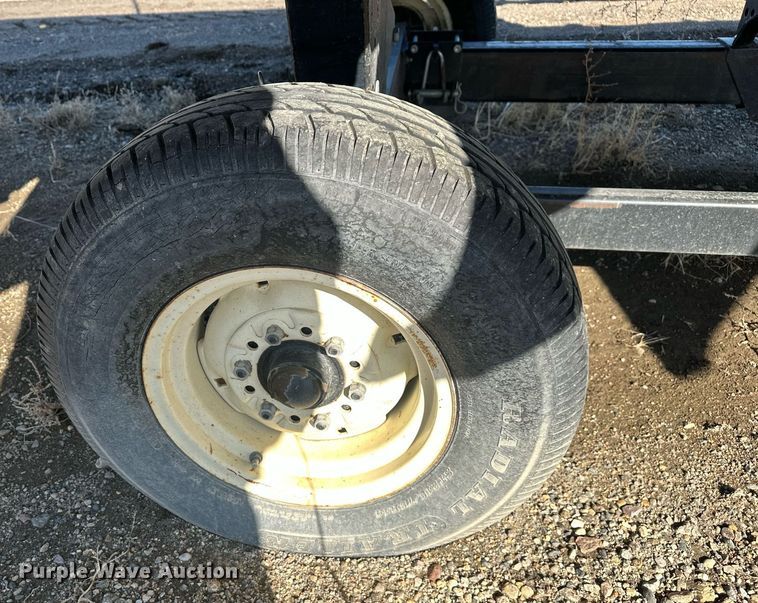 image for item DT7156 2010 John Deere 853A all-crop head