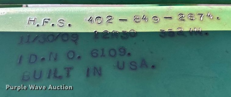 image for item DT7156 2010 John Deere 853A all-crop head