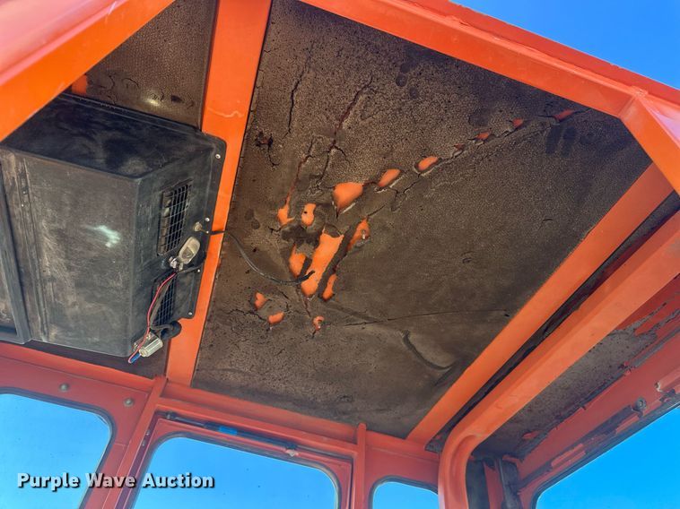 image for item DT7157 1997 Broce Broom RC300 broom