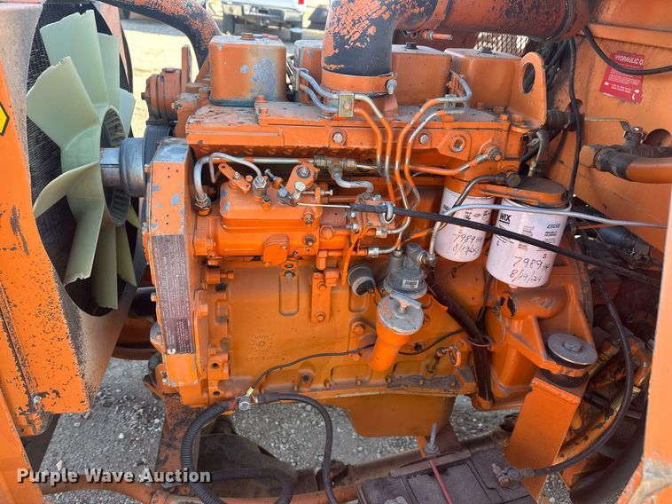 image for item DT7157 1997 Broce Broom RC300 broom