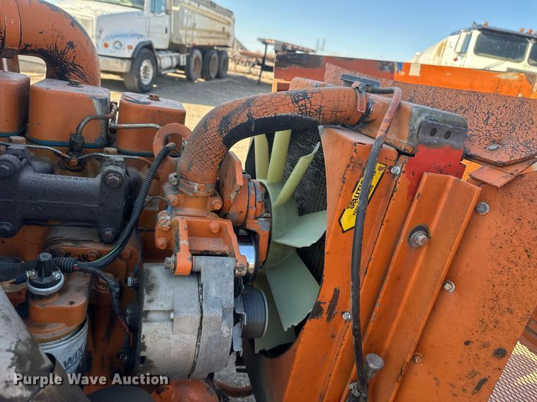 image for item DT7157 1997 Broce Broom RC300 broom