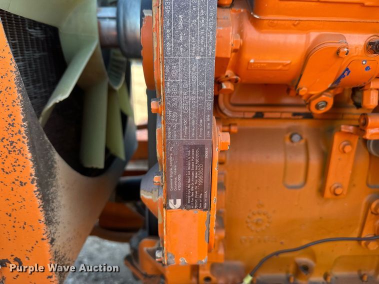 image for item DT7157 1997 Broce Broom RC300 broom