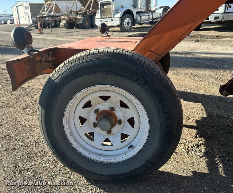 image for item DT7157 1997 Broce Broom RC300 broom