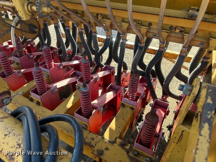 image for item DT7158 Haybuster 107 grain drill