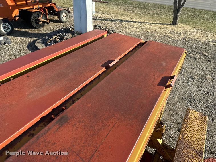 image for item DT7158 Haybuster 107 grain drill