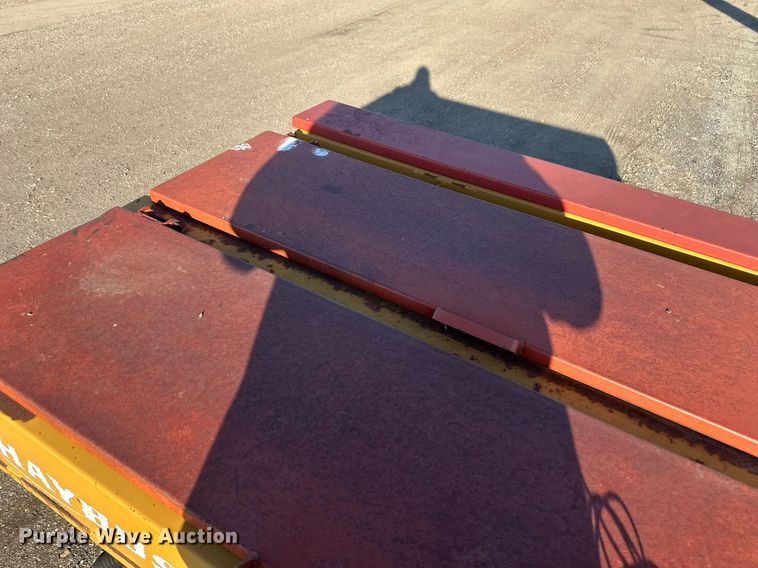 image for item DT7158 Haybuster 107 grain drill