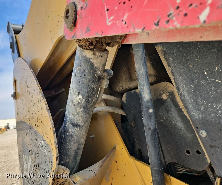 image for item DT7534 2012 Caterpillar  262C2 skid steer loader