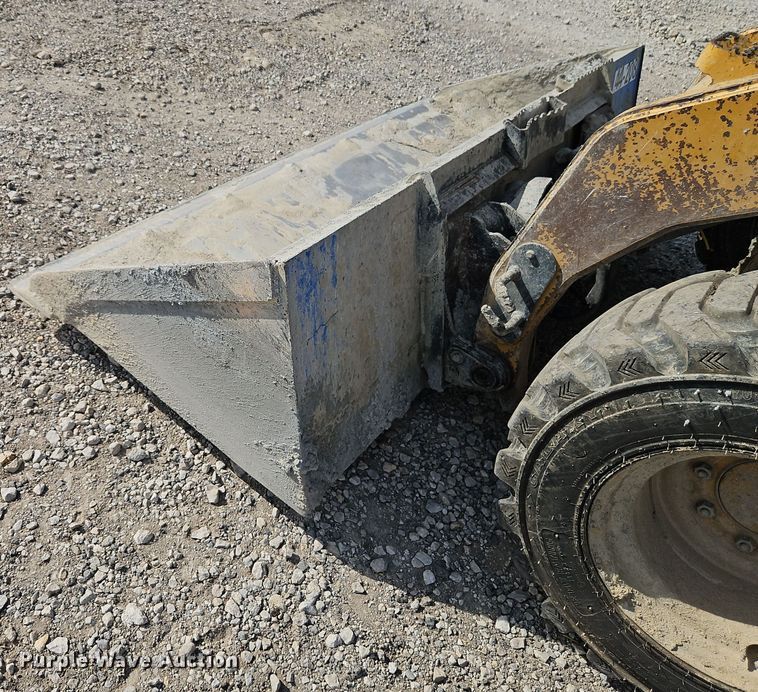 image for item DT7534 2012 Caterpillar  262C2 skid steer loader