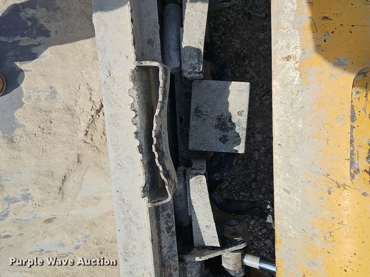 image for item DT7534 2012 Caterpillar  262C2 skid steer loader