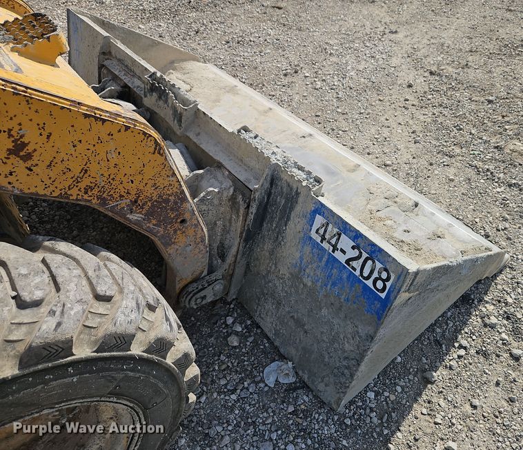 image for item DT7534 2012 Caterpillar  262C2 skid steer loader