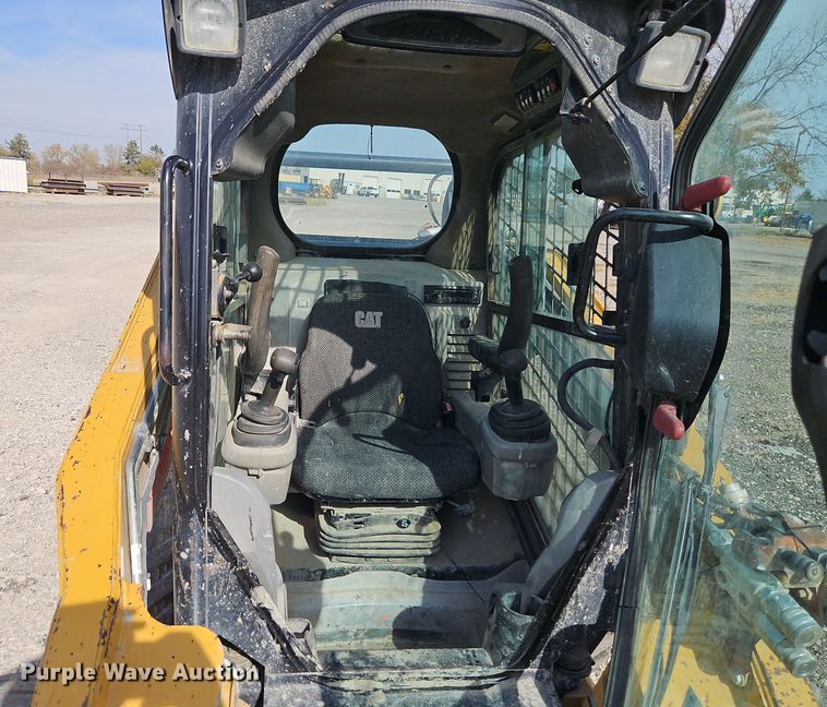 image for item DT7534 2012 Caterpillar  262C2 skid steer loader