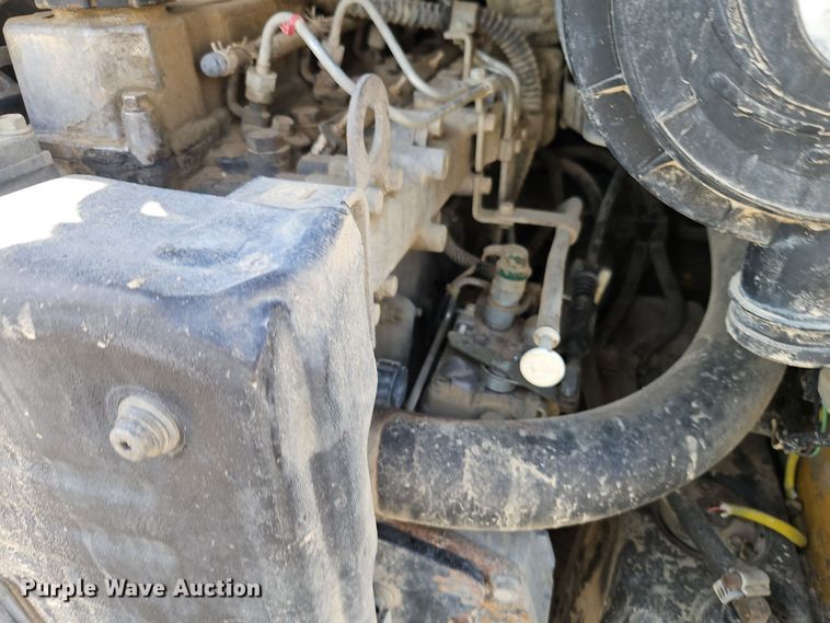 image for item DT7534 2012 Caterpillar  262C2 skid steer loader