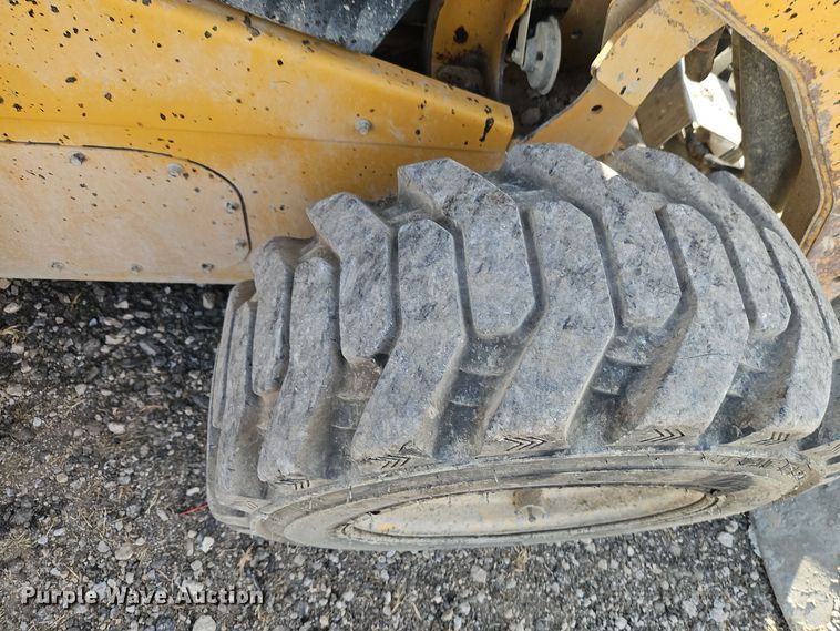 image for item DT7534 2012 Caterpillar  262C2 skid steer loader