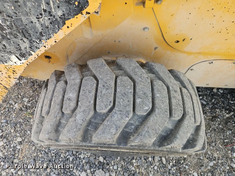 image for item DT7534 2012 Caterpillar  262C2 skid steer loader