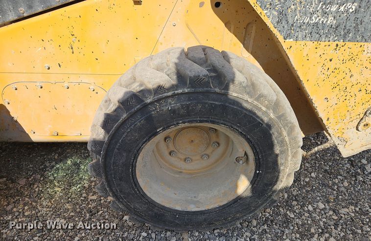 image for item DT7534 2012 Caterpillar  262C2 skid steer loader