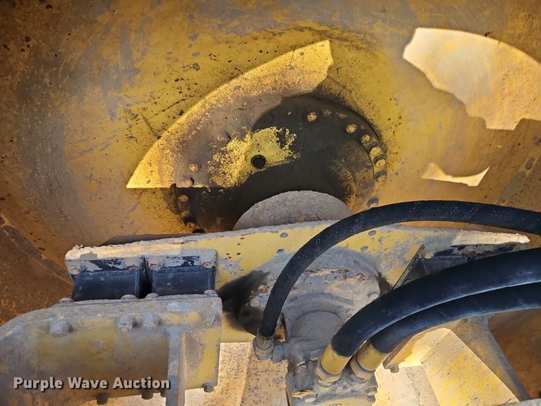 image for item DT7736 2000 Bomag BW213 PDH-3 single drum vibratory roller