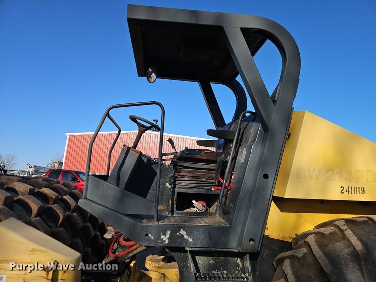 image for item DT7736 2000 Bomag BW213 PDH-3 single drum vibratory roller