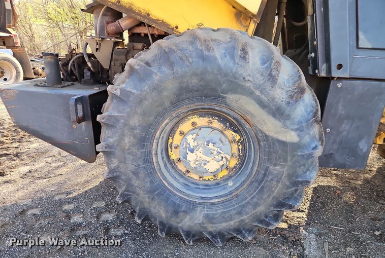 image for item DT7736 2000 Bomag BW213 PDH-3 single drum vibratory roller