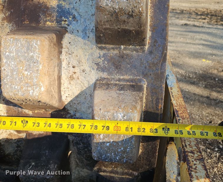 image for item DT7736 2000 Bomag BW213 PDH-3 single drum vibratory roller