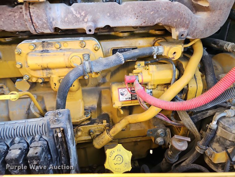 image for item DT7737 2012 John Deere 772G motor grader