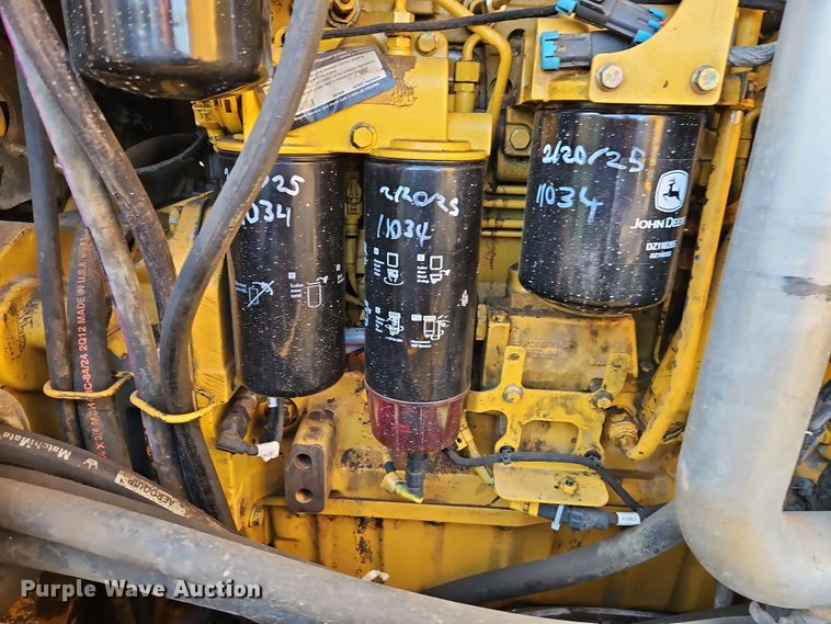 image for item DT7737 2012 John Deere 772G motor grader