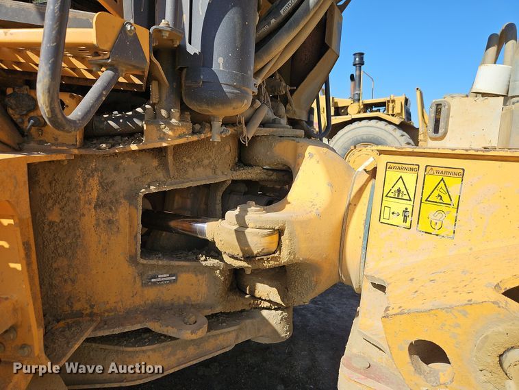 image for item DT7739 2008 Volvo A40E haul truck