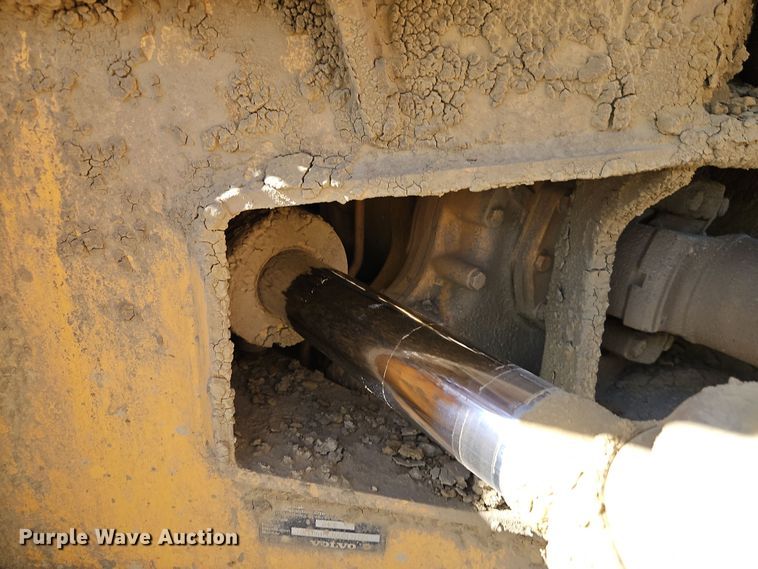 image for item DT7739 2008 Volvo A40E haul truck