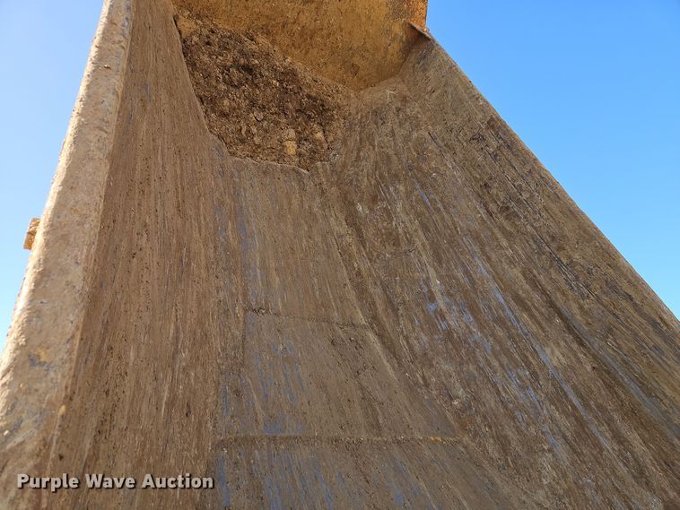 image for item DT7739 2008 Volvo A40E haul truck