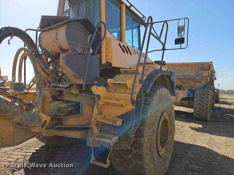 image for item DT7739 2008 Volvo A40E haul truck