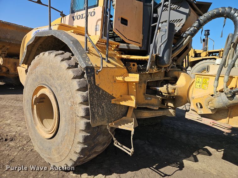 image for item DT7739 2008 Volvo A40E haul truck