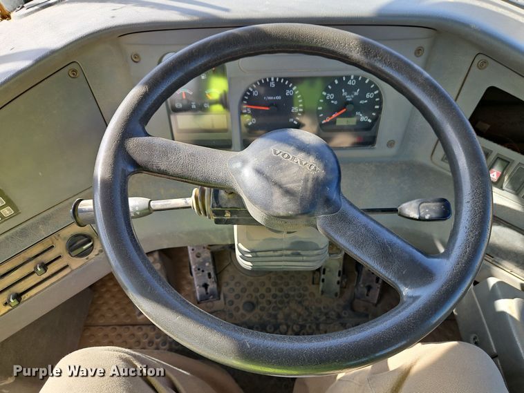 image for item DT7739 2008 Volvo A40E haul truck